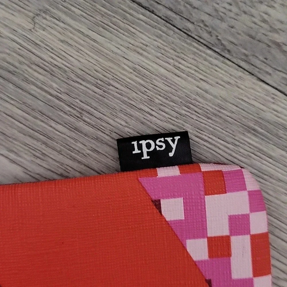 Ipsy‎ Tetris Red Zippered Cosmetic Pouch Gamer NWOT